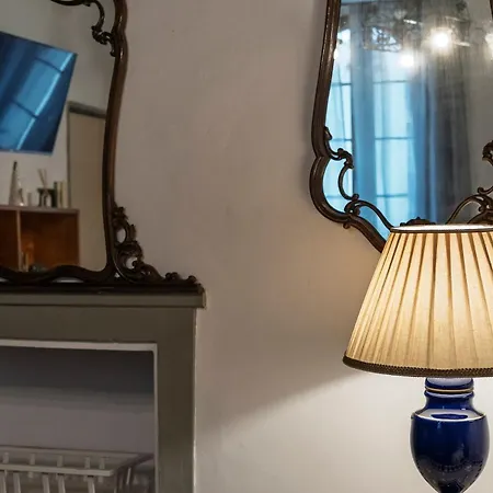 Ponte Vecchio Sprone Deluxe شقة *